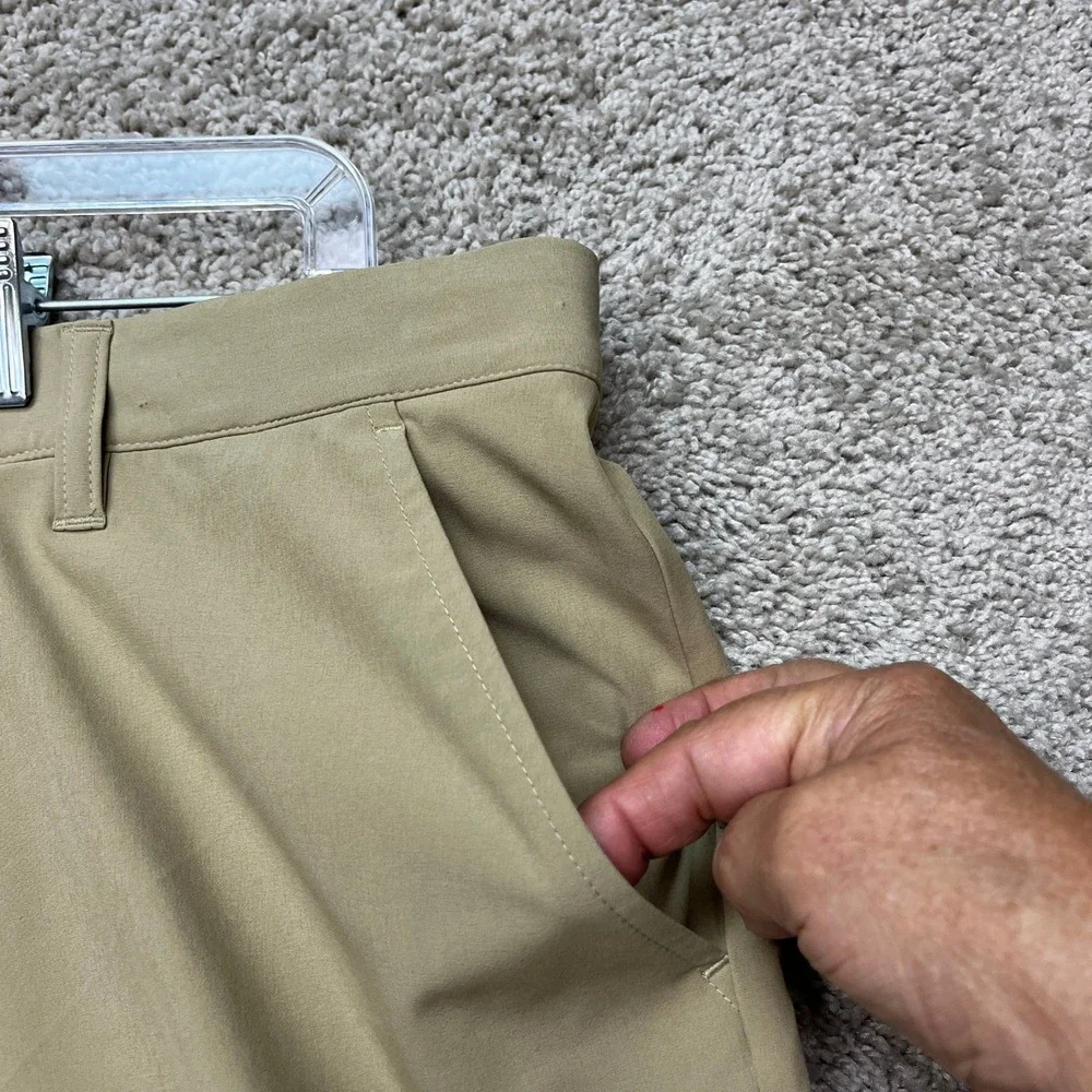 Adidas Ultimate365 Golf Shorts Men 34 Tan Stretch Waistband Primegreen 3 Stripes